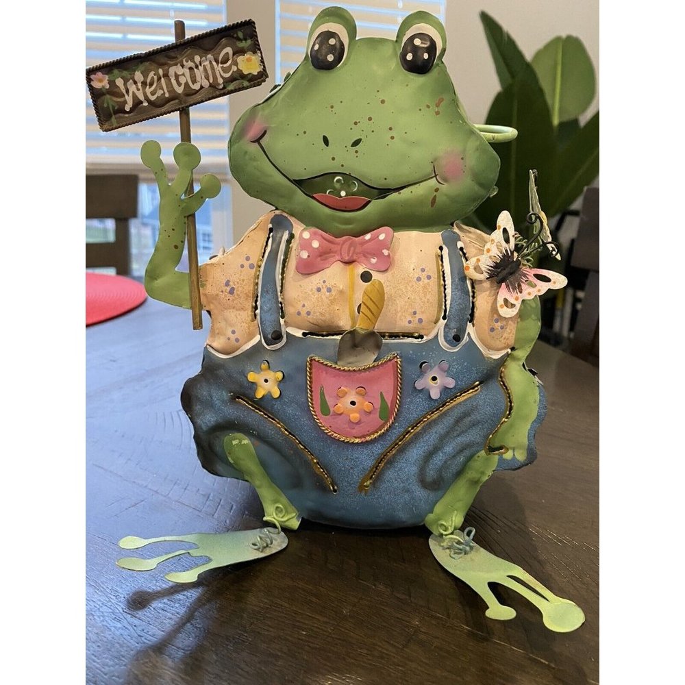 Garden Welcome Frog with Butterflies Candle  Home Interiors 9 x 6.5 Metal
